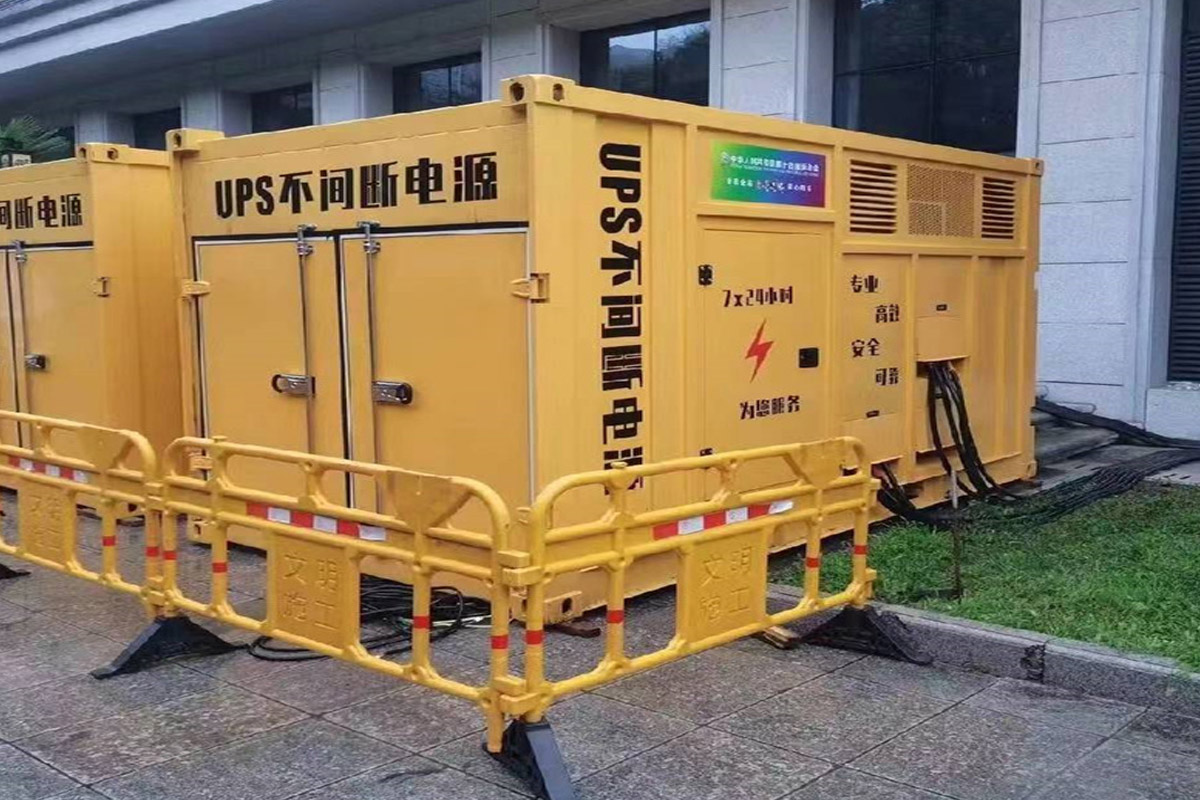 雄关区发电机租赁施工现场